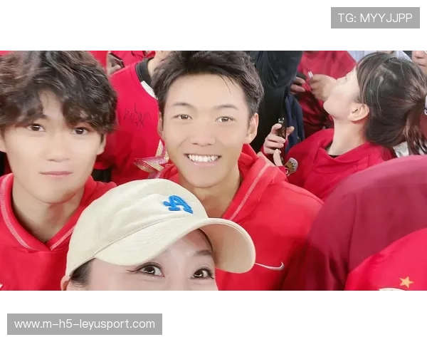 上港冠军文化的商业化：球衣、版权与赛场体验