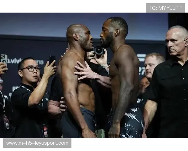 UFC爱德华斯腿击训练更凶狠——革新的训练方法引领搏击新风潮