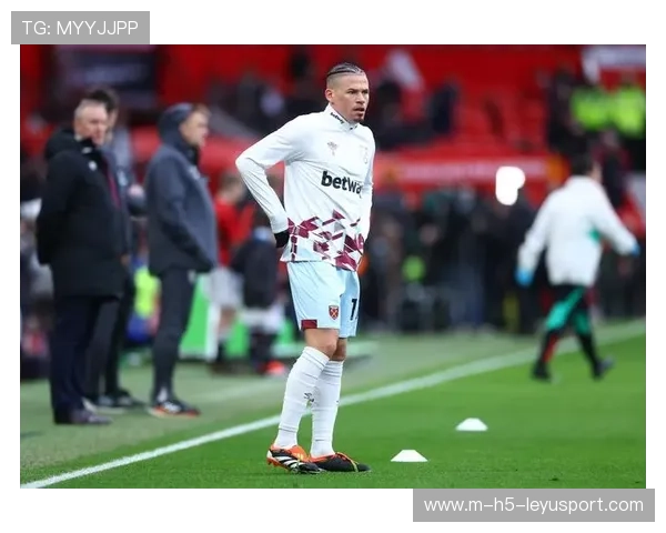 卡尔温·菲利普斯租借加盟谢菲尔德联,重返约克郡 卡尔温·菲利普斯租借加盟谢菲尔德联,重返约克郡